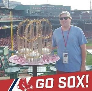 Meet your Posher, Eric